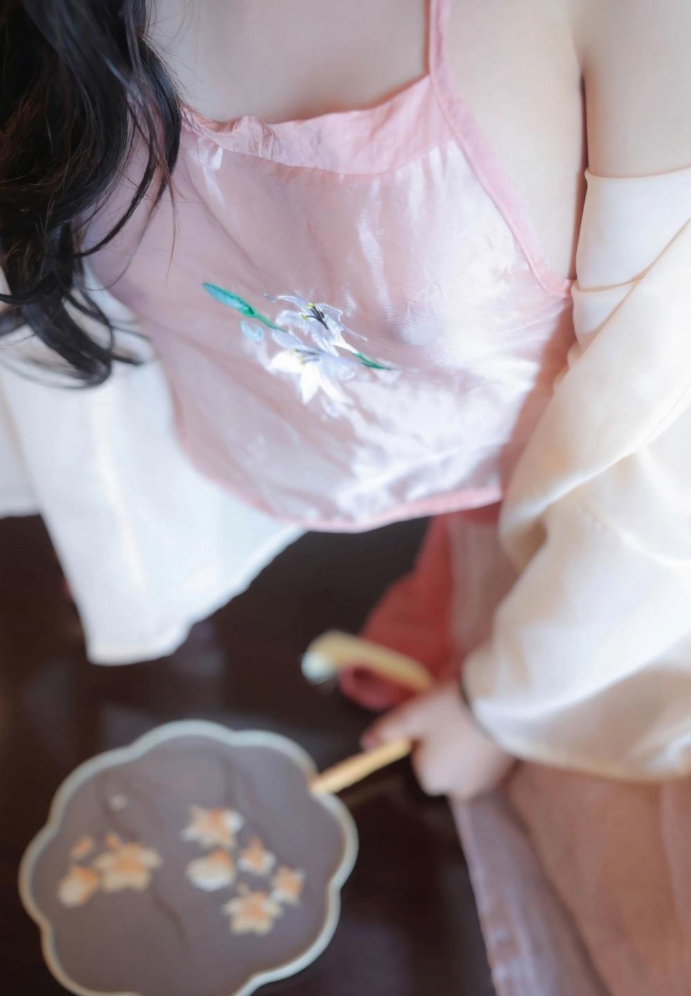 �촩֮�һ���(NP��H)�����½�