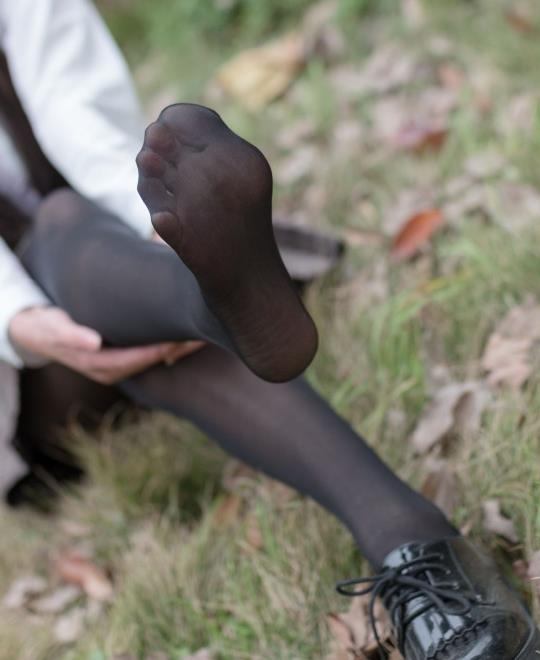 18岁污榴莲丝瓜草莓秋葵